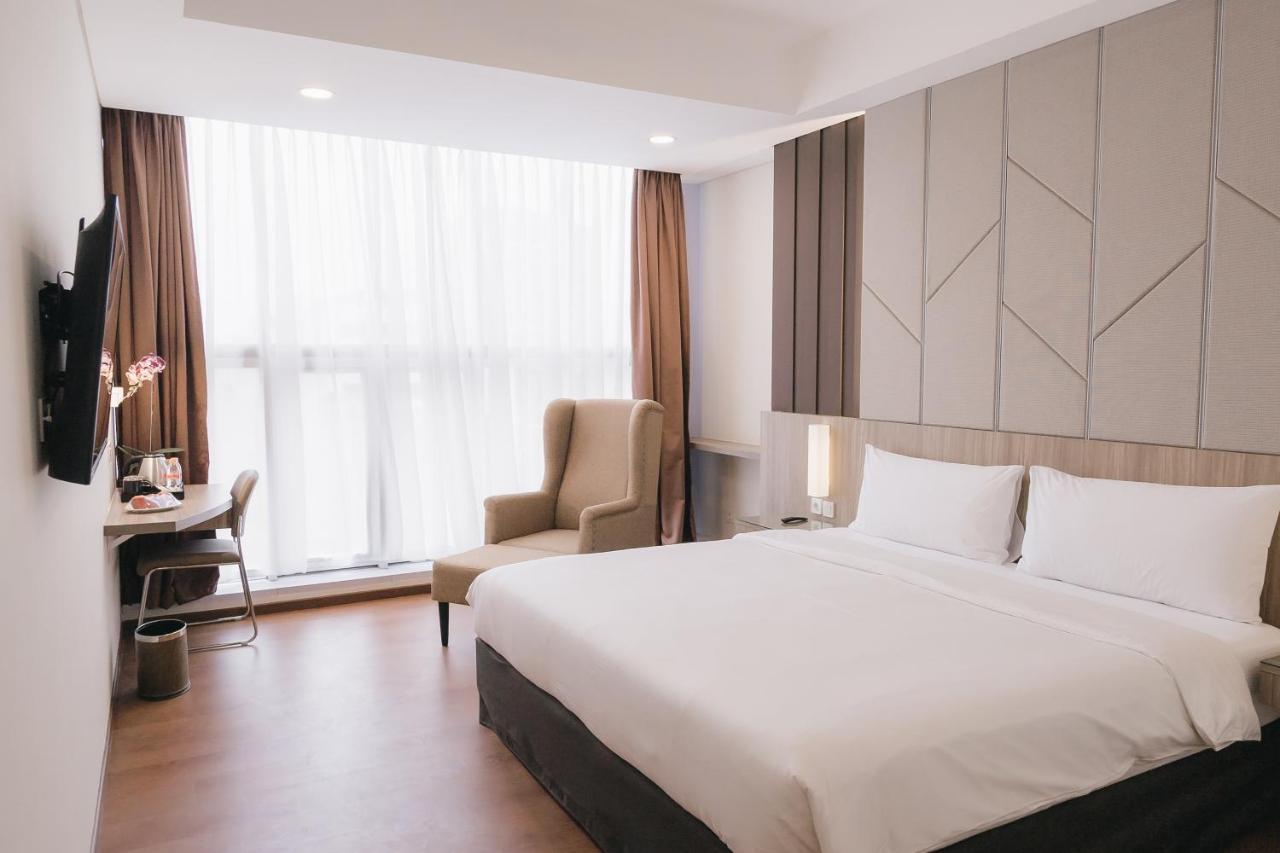 Grand G7 Hotel Pasar Baru Джакарта Екстериор снимка