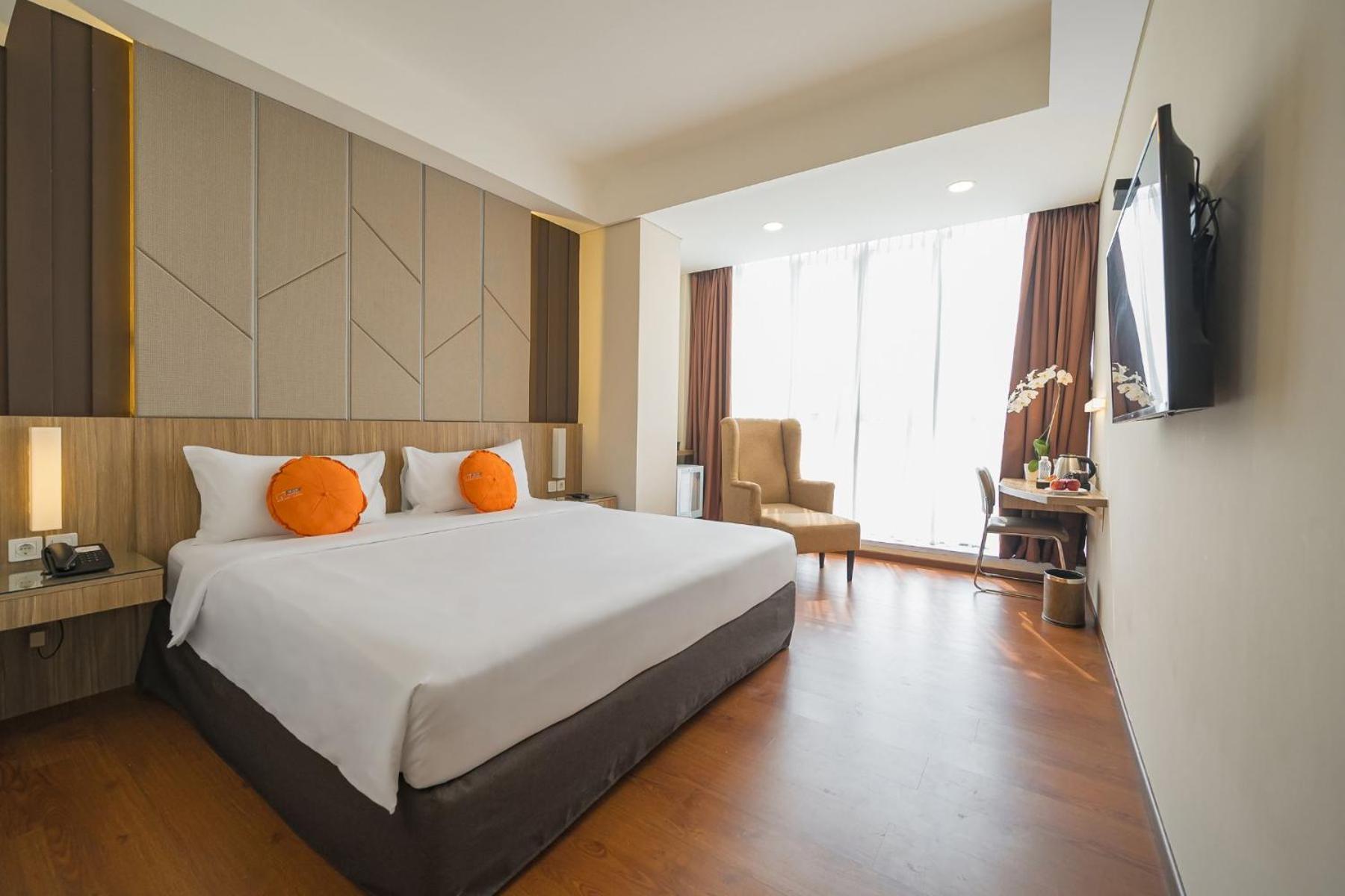 Grand G7 Hotel Pasar Baru Джакарта Екстериор снимка